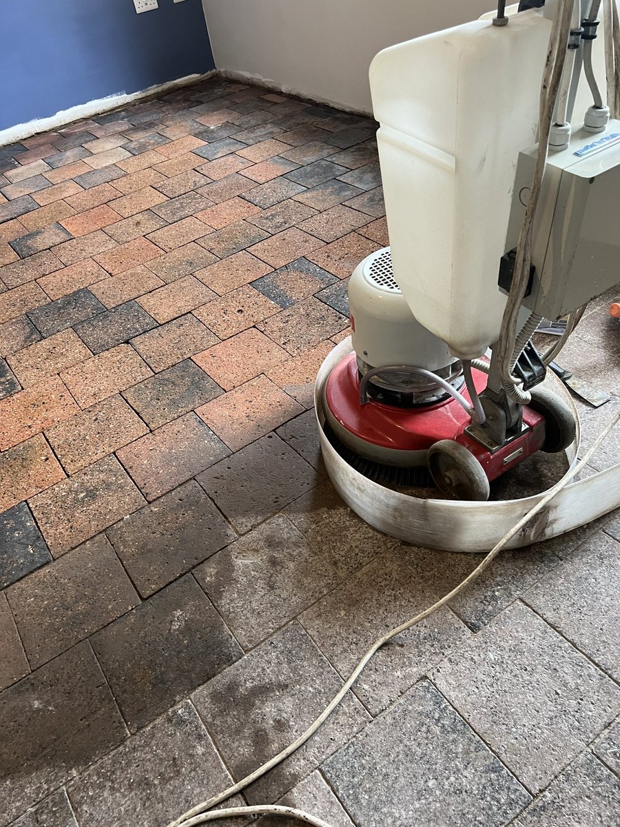 Good to see the dirt coming out of old quarry tiles 😉