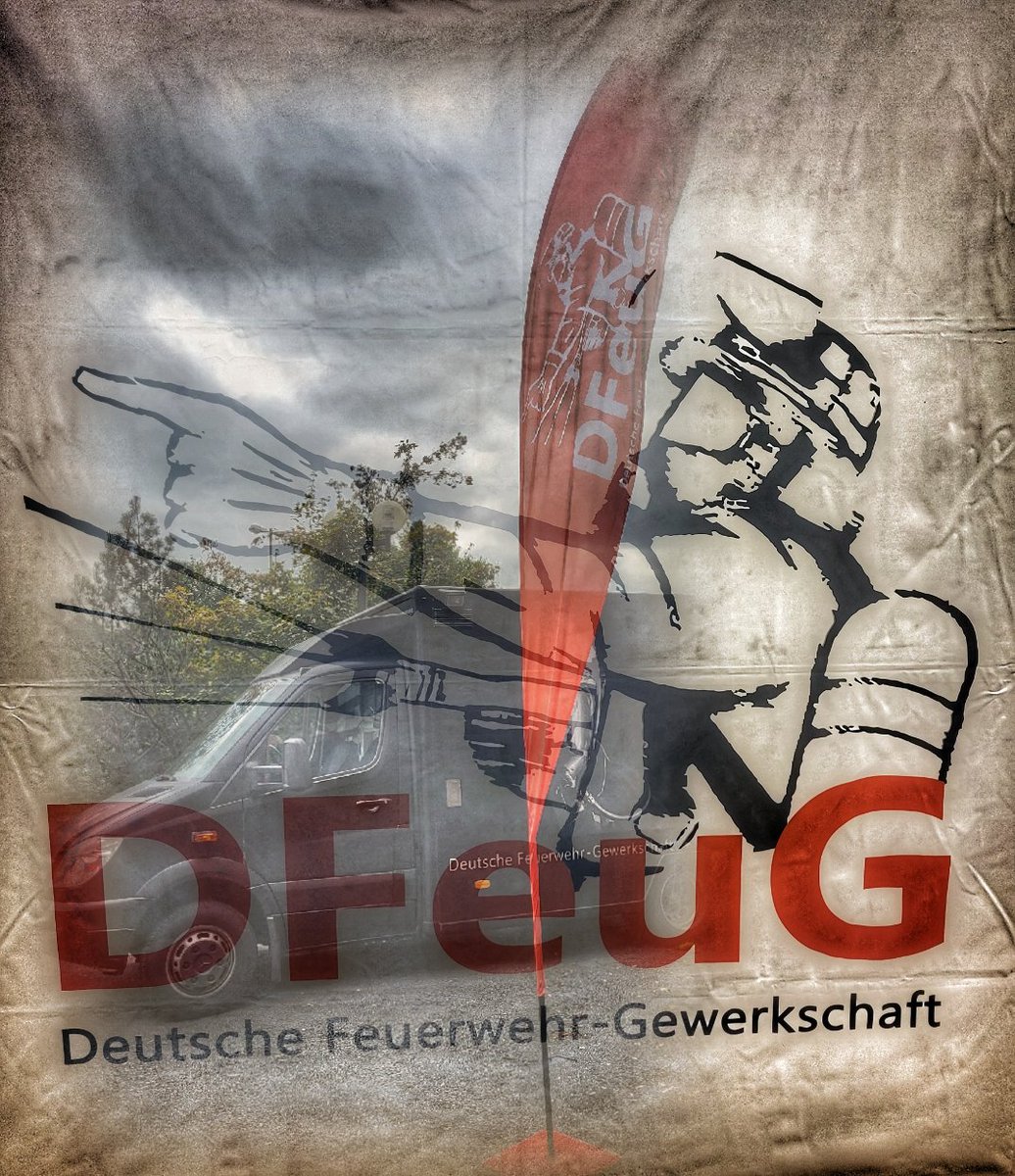 Aktuell findet in Hamburg der Gewerkschaftstag 2022 der #dfeug statt.
#gewerkschaftstag2022
#hamburg #immeranderbasis #delegation
#vonderbasisfürdiebasis #wennfeuerwehrdanndfeug #gewerkschaftsarbeit #wirfüreuch #hansestadt #fachgewerkschaft #feuerwehr #rettungsdienst #leitstelle