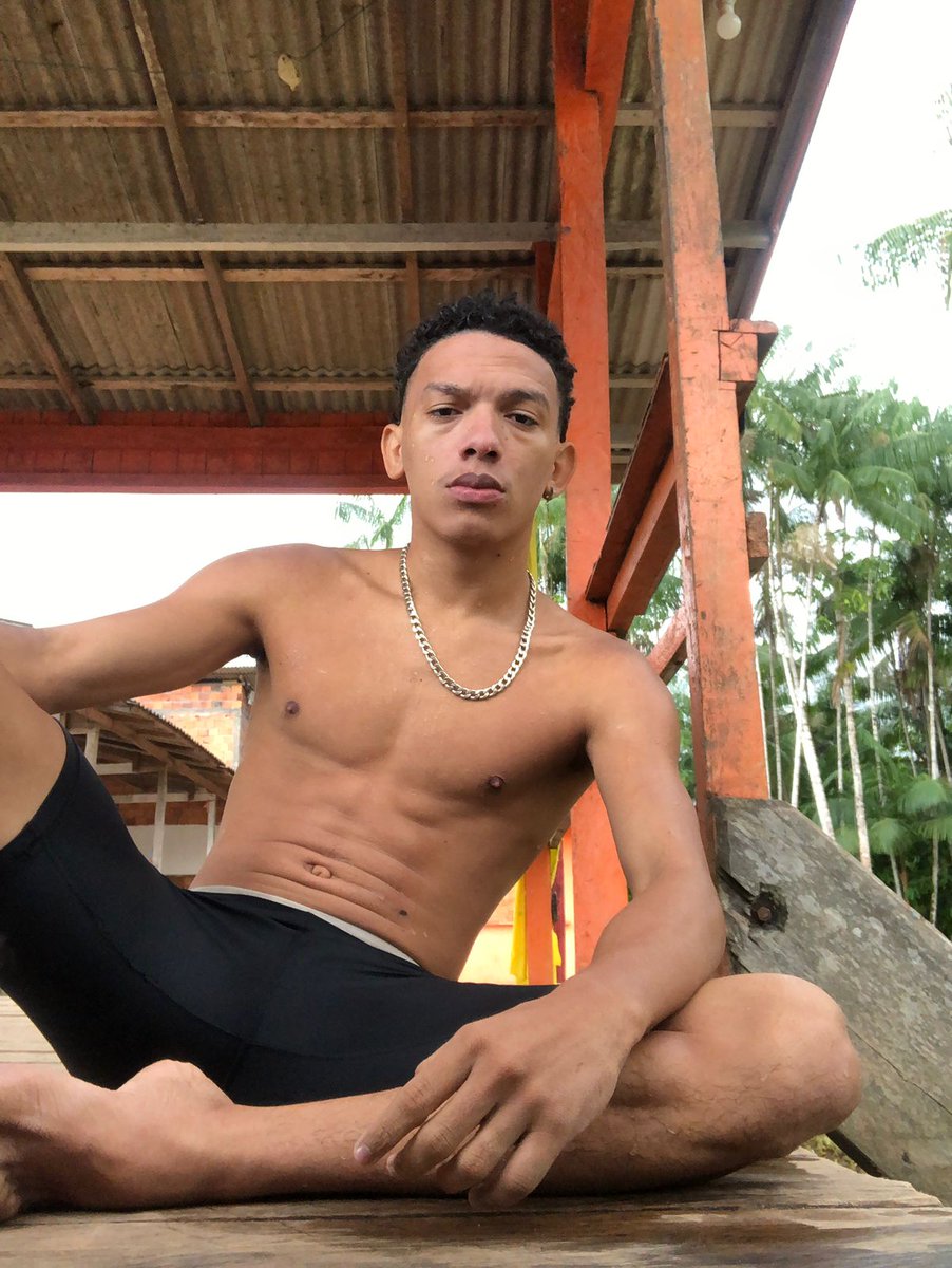 rodrigosmithx's tweet photo. 🥵 https://t.co/XrCH4b6P6o