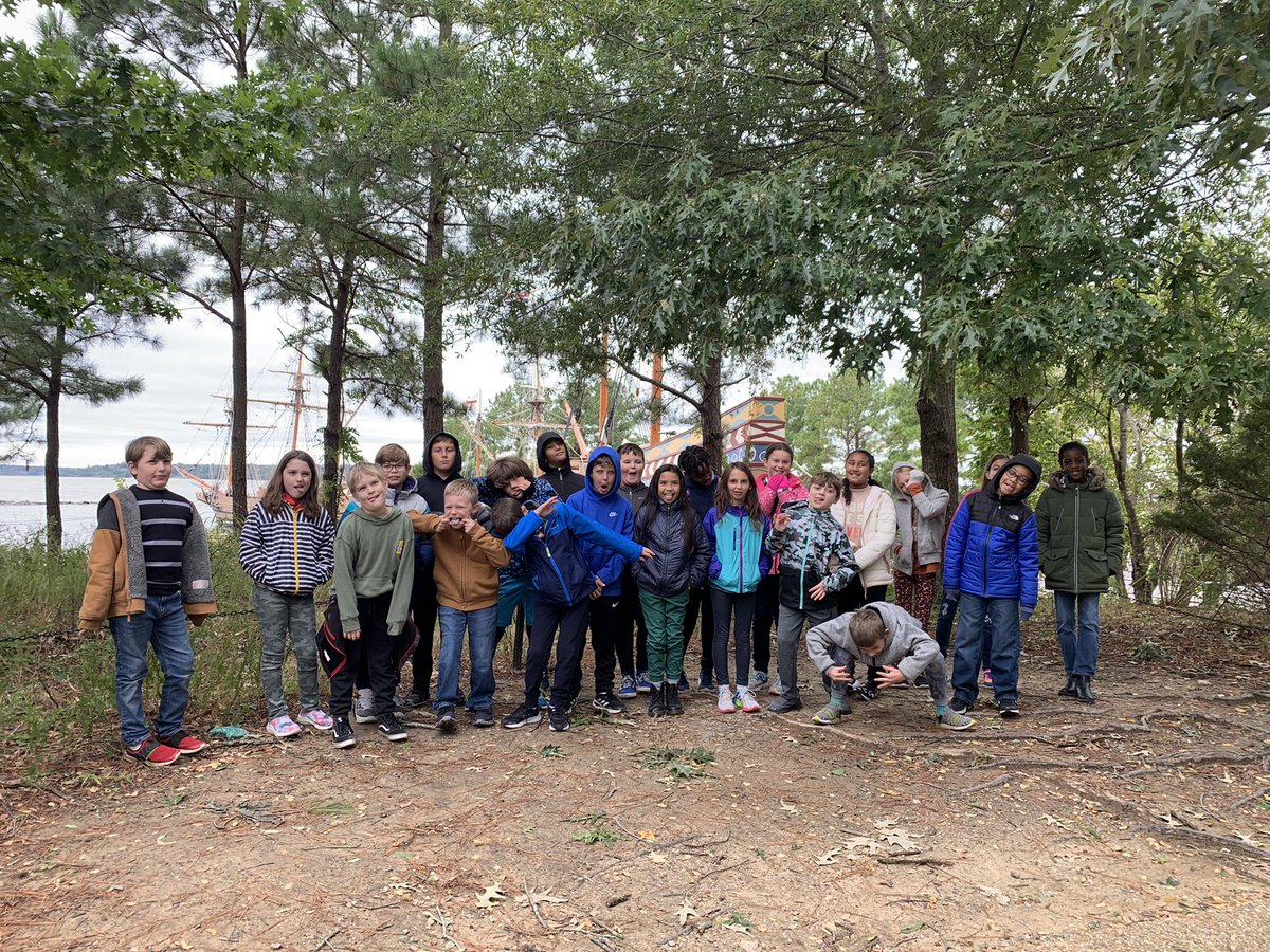 NeboMara's tweet photo. We had a great day learning about history at Jamestown and showing how amazing the Reams Rams are! So glad we were able to see history instead of just hearing about it. @jodi_seitz @ReamsRams @MTPilkington https://t.co/318Ougr5cJ