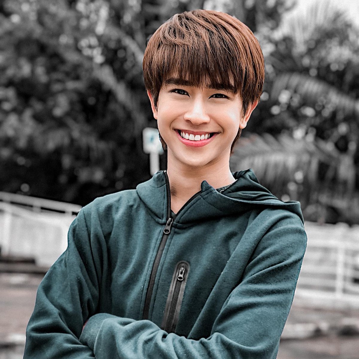 ohmflukeptbr's tweet photo. Fluke nos bastidores de #เชือกป่านQ10.

▶ https://t.co/nud879JBtO

#เจ้าแก้มก้อน #fluke_natouch https://t.co/JeWtTiZhs7