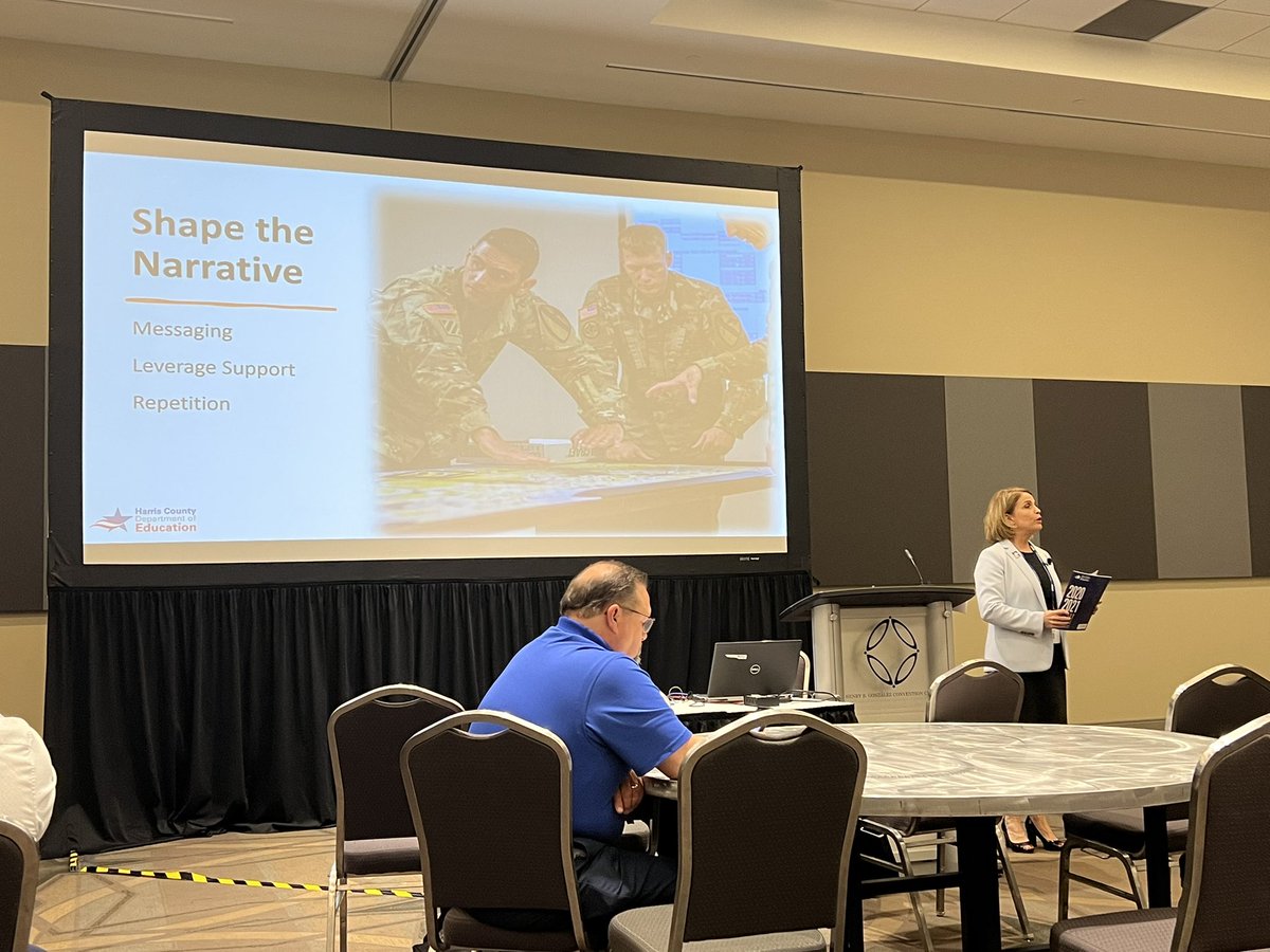 Got the opportunity to see my teammate and friend <a href="/DBClarkPR/">Danielle Clark, APR</a> present, witnessed my Supe and mentor <a href="/Colbert_HCDE/">James Colbert Jr.</a> receive the <a href="/tspra/">TSPRA</a> Communication award for demonstrating great communication skills and spent a wonderful evening with our innovative board #lifeisgood #alwayslearning