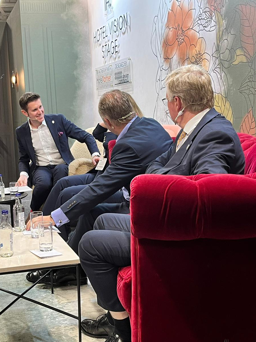 IoH_Online's tweet photo. Did you catch our CEO @RBWR FIH on the Hotel Vision Stage at the @IndHotelShowLDN at the @olympia_london this morning?
Chaired by Robert, @OJQBrown FIH, Anna Sirba &amp; Daniel Pedreschi discussed 'Creating the next generation of industry leaders'
#iminspired https://t.co/2YxT4VBrOC