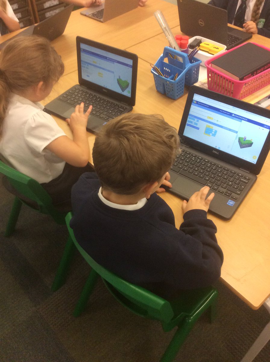 asaleavers27's tweet photo. We are loving our #ASAcomputing lessons! Today we are beginning to explore simple coding programs - we have some budding computer programmers in Hummingbirds! https://t.co/EfQXO6hdez