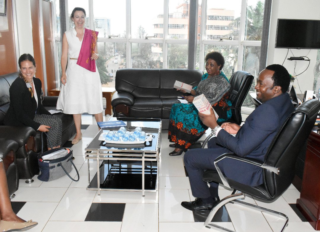 UHRC_UGANDA's tweet photo. We are glad to have hosted H.E Manuela Leimgruber @SwissAmbaKenya who met @ChairpersonUhrc, Comm @ckaheru, Dir. Monitoring @RSsekindi &amp; Sen. HRO @mutumba_p. The discussion centered around Human Rights in #Uganda, the budding oil sector and development partnership. https://t.co/E7GwL5woiy