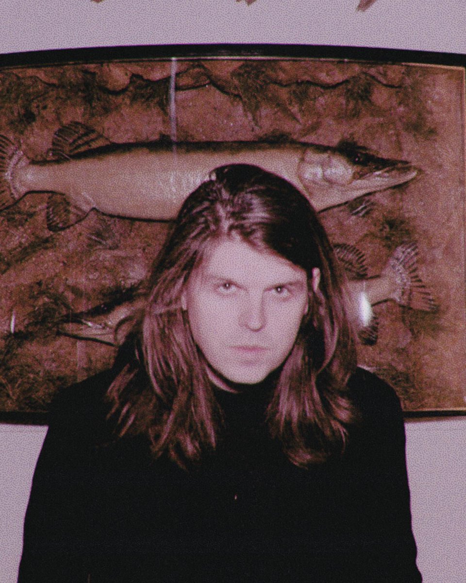 ENGLISH LEATHER IS OUT NOW 💼 

Eyes down for a full house, the show is about to begin. English Leather is the manifesto, it’s the fingerprint, it’s the first act. I wanted it to sound primal and scary. The Idiot meets The Cramps printed on vinyl left out in the sun to warp.

N x