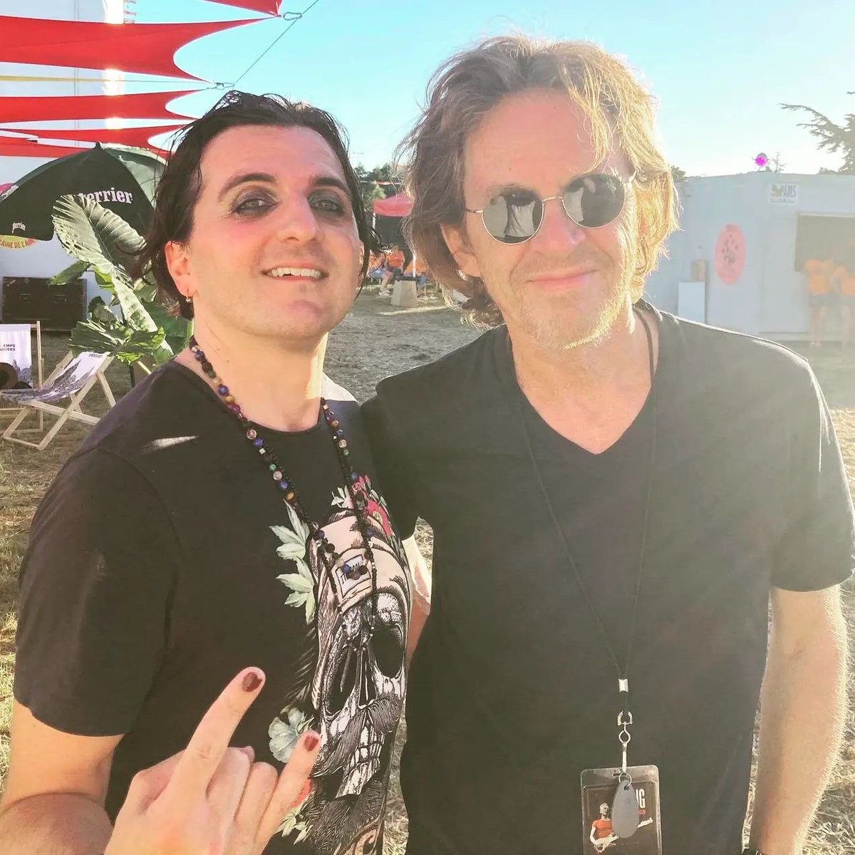 FranckCarducci's tweet photo. Got to meet @DominicMiller1 when we opened for @OfficialSting this summer
Fantastic guitar player and a lovely guy 🎸

#festival #ontour #dominicmiller #franckcarducci #printempsdeperouges #sting #stingsupport #stingguitarplayer https://t.co/NJU8O8HOmO