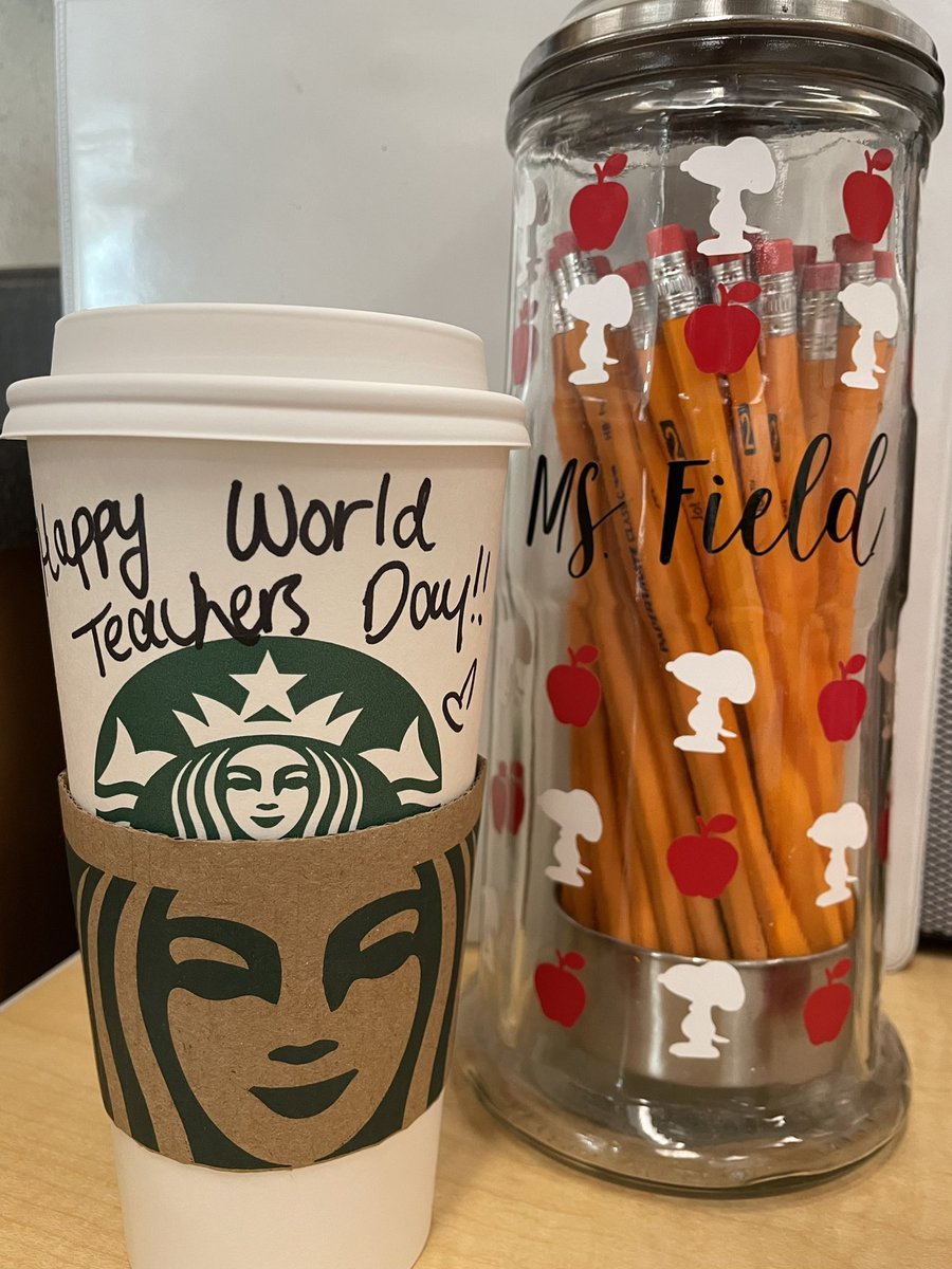 MsRedick_'s tweet photo. Happy #WorldTeachersDay to all of the wonderful Educators out there… I am so grateful to be currently learning from one of the best during #Practicum3 🍎 @dianamichlynn @MWrightMustangs @TVDSB @westernuEdu https://t.co/5egHRFp9v8