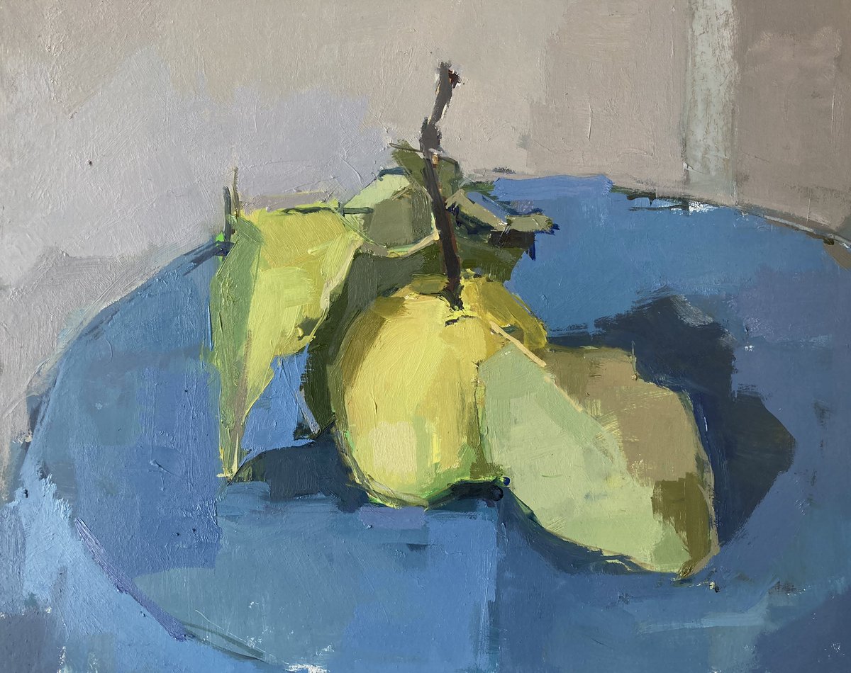 It’s quince time!! Such lovely fruits, a joy to paint. <a href="/RoyalSocBritArt/">Royal Society of British Artists</a> <a href="/InstituteRoi/">ROI</a> #oxfordartist #art #ArtistOnTwitter #oxfordartist #Autumn #oilpainting