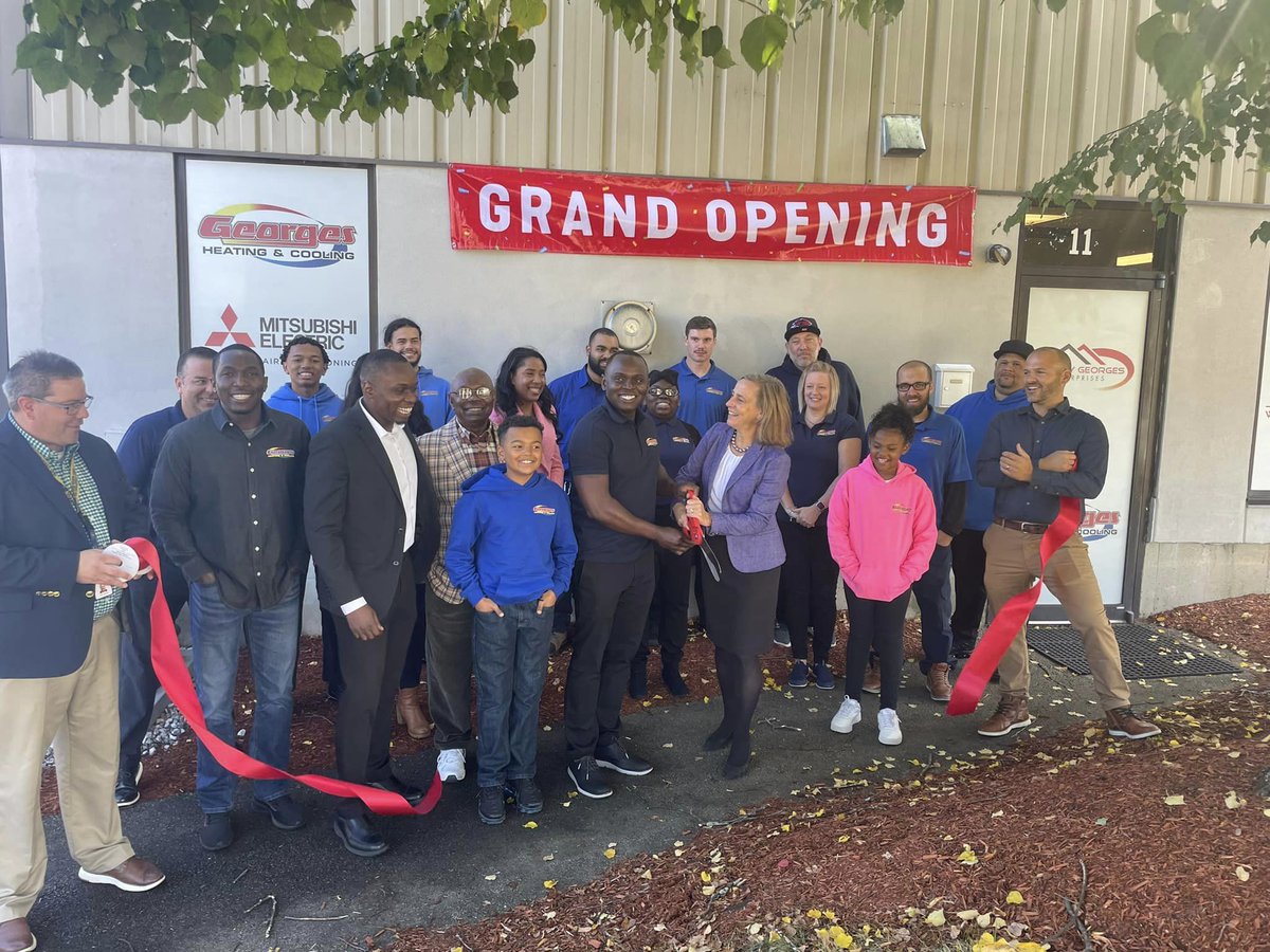 manch_econ_dev's tweet photo. Congratulations to Georges Heating and Cooling on their Grand Opening of their office at 100 Carl Dr. Small Businesses are opening up all month long so follow us here on Twitter and Facebook for the latest updates. @Manchester_NH #luvMHT #EconomicDevelopment #ChooseMHT #MHT https://t.co/fg90dR1RKL