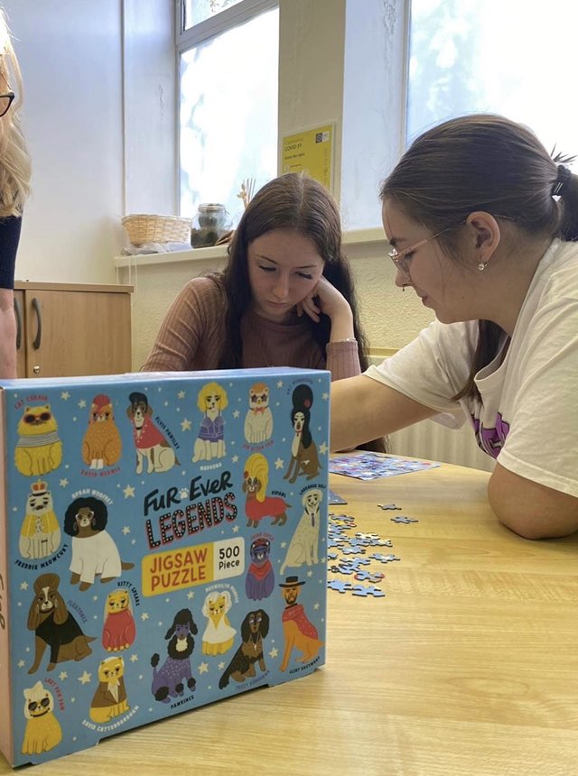 YRClondalkin's tweet photo. Yellow group working together to complete a 500 piece jigsaw in Teamwork class #problemsolving #collaboration #conflictresolution #strategising #teamddletb #weareyouthreach @ddletb @NAYCEXEC @YRClondalkin @DDLETB_OSD @ETBIreland @EUfundsIreland @EUFunds_Ireland https://t.co/TJE1dDKs96