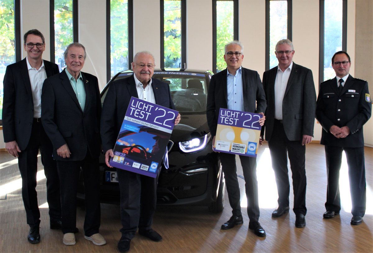 Gut sehen, sicher fahren - mit Unterstützung von Tarek Al-Wazir (<a href="/talwazir/">Tarek Al-Wazir</a>), Hessischer Minister für Wirtschaft, Energie, Verkehr und Wohnen, starten wir in die Licht-Test-Wochen 2022:
kfz-hessen.de/presse/regiona…