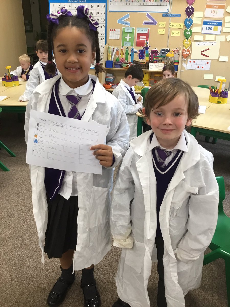 TheTrinityL5's tweet photo. Y1 Science: the weather has been so miserable lately! We decided we needed some waterproof materials to keep us dry outside. What could we use? We investigated different materials to find out which one is best to keep us dry… #trinityscience 🔍 https://t.co/ojAp7oA2ct