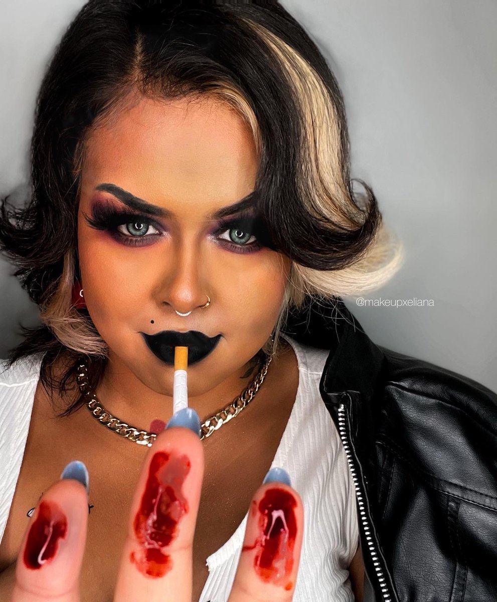 ElianaAnswers's tweet photo. What would Martha Stewart say?! Tiffany Ray with a lil twist 
😈😌😂🔪🩸⚠️fake blood and cigarette is a prop! *say no to smoking cigarettes!!😅 
@mehronmakeup fake blood &amp; paradise body paint @juviasplace foundation sticks @elfcosmetics grip primer @ttdeye_colors #ChuckySeason2 https://t.co/ejph0VvEyE