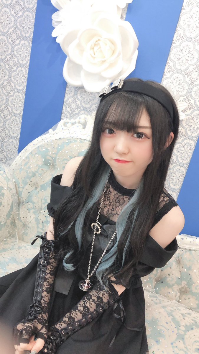 _rukapy0n_'s tweet photo. 最後の撮影会のお写真はとてもお気に入りなのです⭐️ナチュラルな表情��てる！やっぱり加工は薄い方がいいのだ〜

みんなが昔撮ってくれた写真、全部保存して母がアルバムにしてくれました！大切に取ってあります🥰 https://t.co/oA6YsPIuZ4