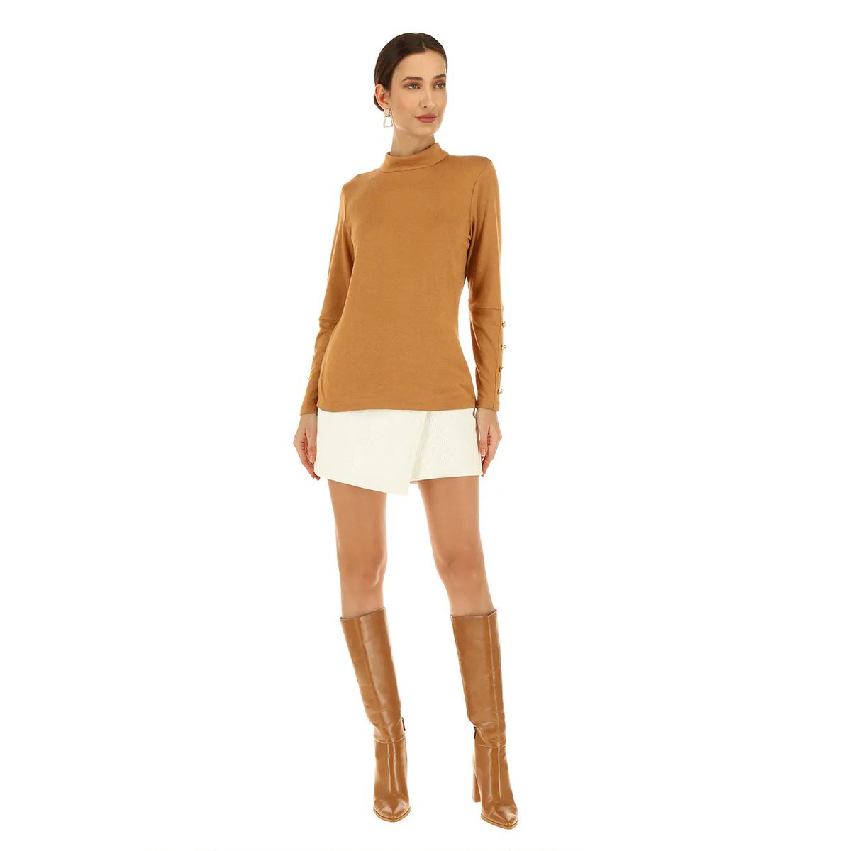 AlexisModa's tweet photo. En los detalles encontrarás la diferencia, como en esta blusa con botones en mangas #SoyAlexis #MujerAlexis #LookAlexis #Moda #Estilo #Otoño2022 #DiseñoMexicano #Blusa #Detalles #AlexisCollection https://t.co/GyJlH0rhf1