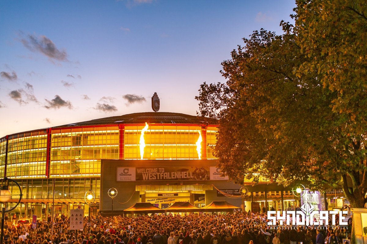 syndicate_do's tweet photo. Our raveolution has only just begun! Relive SYNDICATE 2022 with the photos! 
https://t.co/uRdOtLaR86 https://t.co/j9uZcl1SSq