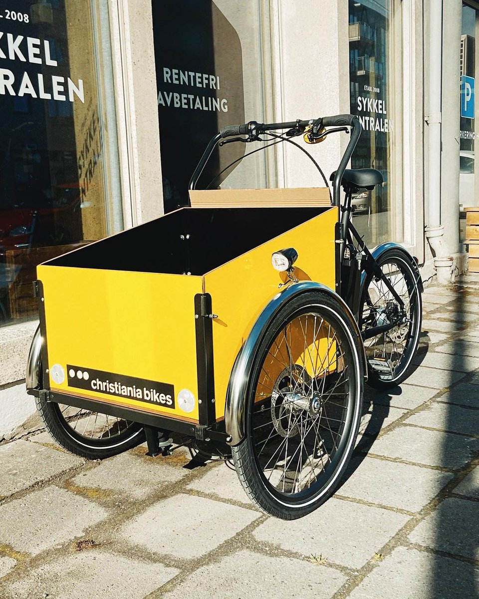 A most practical mobility scooter Short Box with Shimano EP8 cargo motor and 630wh battery By Sykkel Centralen @Clivedurdle