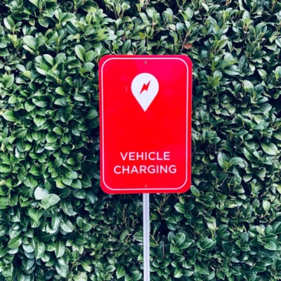 EMotecMedia's tweet photo. Emanuel Moreira, Director of EVA Assures and Richard Moravec, Head of Content Marketing at @EVASSISTGLOBAL detail how their Hypercare solution can revolutionise EV charging infrastructure. ⚡
Read their full article below. ⬇️
#emotec #emobility #evnews #evinnovation #ev https://t.co/Qfbnurqm8P