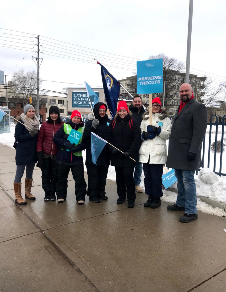 A very happy #WorldTeachersDay to all the incredible teachers out there! They deserve to be valued for their work, with safe working conditions and proper funding. The best way to thank teachers on World Teachers’ Day is to repeal Bill 124 and make our classrooms safe. #onted