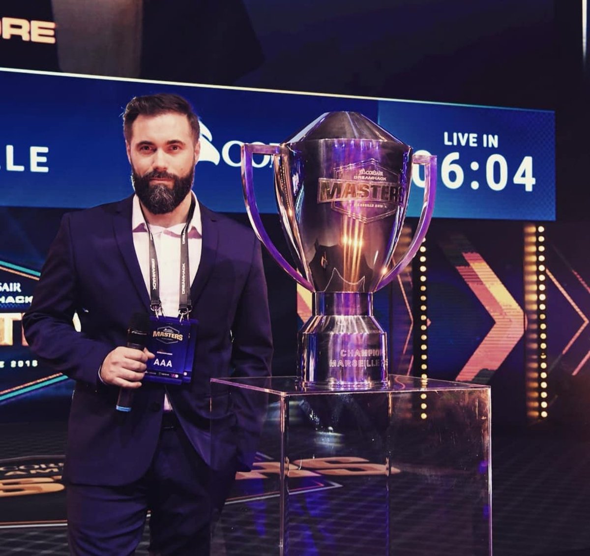 FredZolf's tweet photo. Je lâche pas l'affaire !
Si vous êtes à la recherche d'un animateur /présentateur/host pour vos standS ou scèneS sur la PGW JE SUIS VOTRE HOMME.
J'ai d'ailleurs une belle plaquette pro a vous fournir si besoin !
N'hésitez pas a RT SVP https://t.co/zzUcFSj7t9