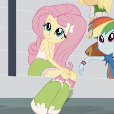fluttershyys's tweet photo. good morning to my gf https://t.co/LjPsXeInNo