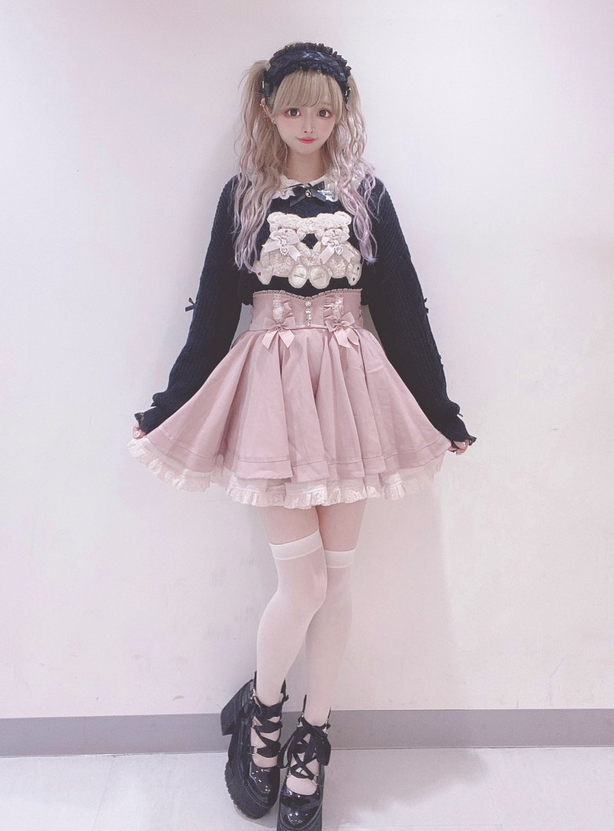 ⋆♡ 𝐿𝐼𝑍 𝐿𝐼𝑆𝐴 ♡ ｡⋆ 新宿ALTA🎀新作item *⑅︎୨୧
