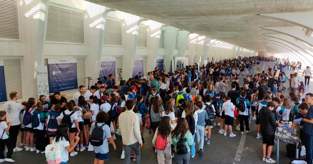 incliva_iis's tweet photo. 🌙 La Nit Mediterrània de les Investigadores supera las expectativas de afluencia con múltiples actividades de divulgación científica en València 👩‍🔬 

🔗https://t.co/pBlEaAE1Kc

#EuropeanResearchersNight #Divulgacióncientífica https://t.co/3D8ukBDNPu