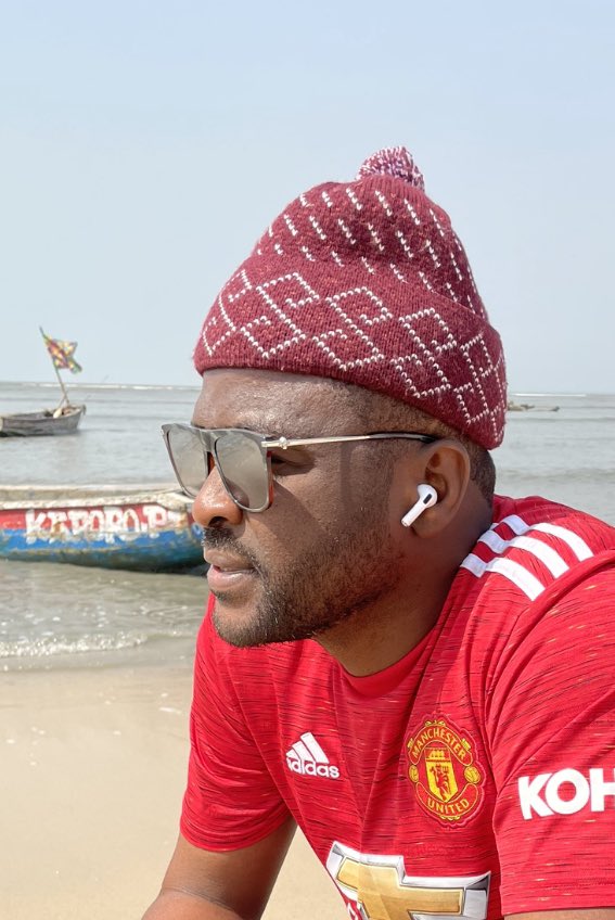 FONIKEMENGUE's tweet photo. Se battre pour une cause noble est déjà une victoire.🇬🇳
C’est jusqu’au bout!!
#LeKing https://t.co/szK5MGmpPu