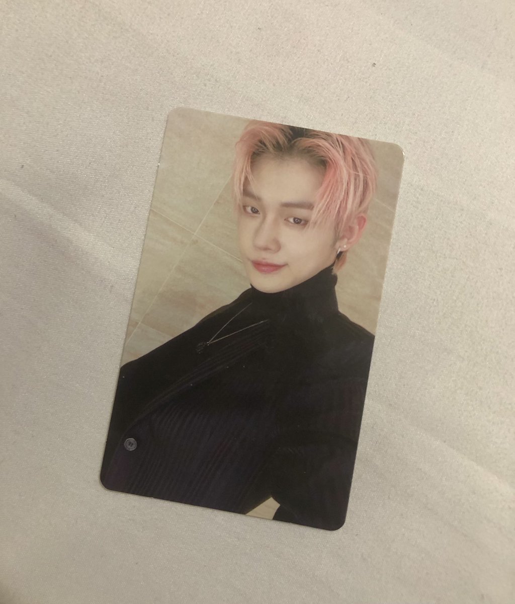 yeonpcs's tweet photo. wts / lfb pls help rt 

yeonjun minisode 2nd POB 

-  1,350 + pf 
- DOP: payo - 3 days
- MOP: gcash
- no rush shipping pls >< 

reply/dm me to claim https://t.co/sHUYmRBOyg