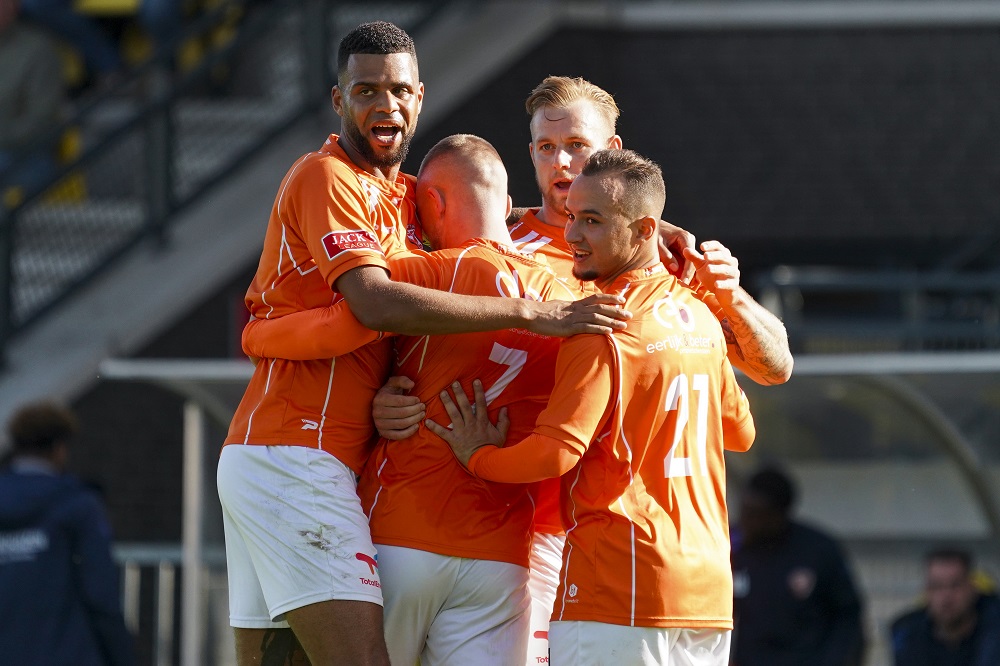 topamateurvoetb's tweet photo. TEC en IJsselmeervogels delen punten in matig duel (2-2)
https://t.co/IMz4QOjE6P
@sv_TEC @VVIJV / #TECIJS https://t.co/XPgyKwswE2