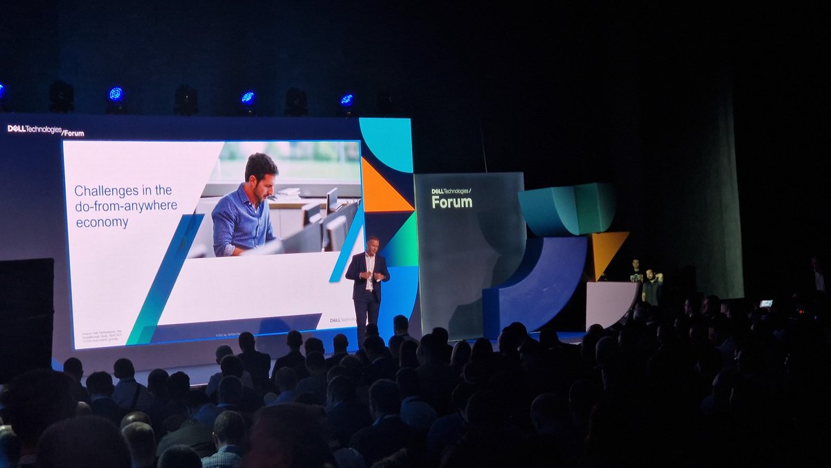 pademinaum's tweet photo. #DellTechForum #CEE #Post4Gadget #Belgrade https://t.co/W6QPbWNnu8
