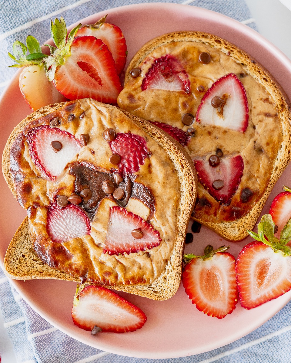 gooeysnacks's tweet photo. we don't make the rules, but breakfast is literally the best meal of the day https://t.co/WJeWW0K6fC