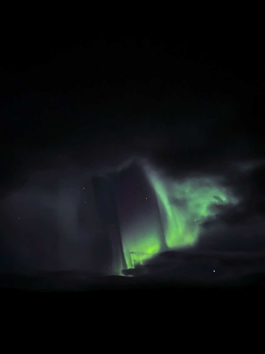 the day Minhyun dreams finally come true 🥹 so happy for him cuz he deserved it ❤ Aurora Borealis is so beautiful and Iceland is an amazing place to visit. He's living my dream fr 😭😭👏

#hwangminhyun #황민현