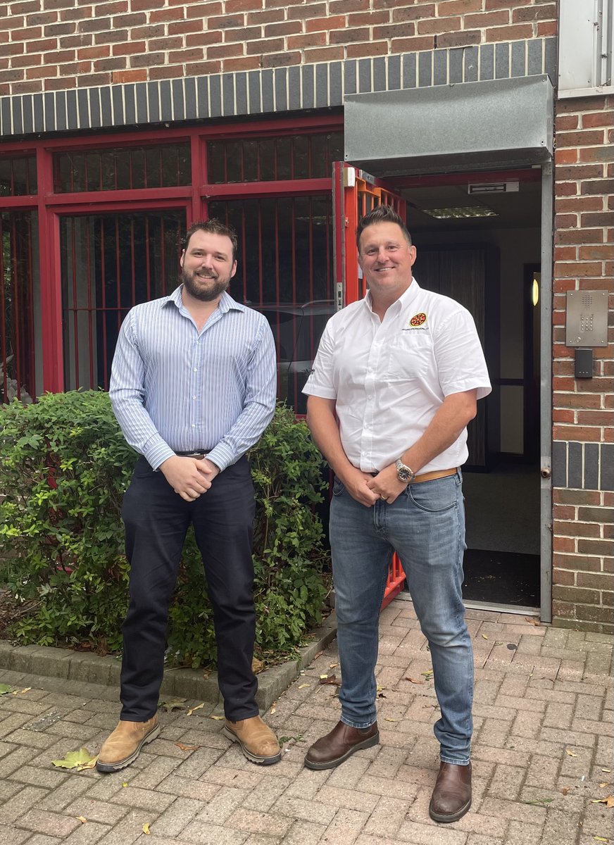 TaranisEng's tweet photo. We are thrilled to welcome Dan the newest member of Taranis, to our contracts team as a project manager.

All at Taranis are looking forward to working with you.

#newemployee #welcometotheteam #welcomepost https://t.co/0NaMf5LqeN