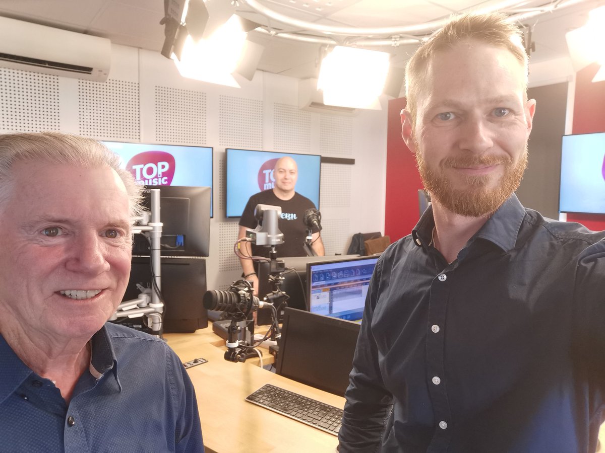 Petit passage chez <a href="/TopmusicAlsace/">Top Music</a> aujourd'hui pour parler de <a href="/Blueboat/">Blueboat</a> et d'entrepreneuriat dans le #podcast de <a href="/RE_Alsace/">Réseau Entreprendre Alsace</a> 🎙️

Merci Alain, Joanna et Manu pour l'accueil 😊 et hâte d'entendre le résultat !