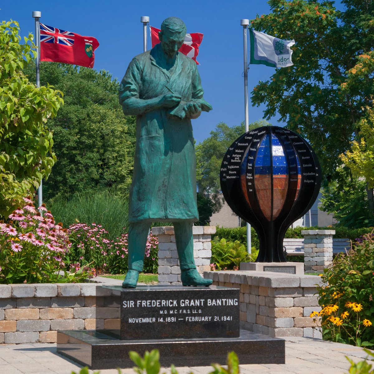 <a href="/DrPntL/">Dr PNT Laloë</a> <a href="/WDD/">World Diabetes Day</a> <a href="/novonordisk/">Novo Nordisk</a> <a href="/LillyPad/">Former Account of Eli Lilly and Company</a> <a href="/DiabetesUK/">Diabetes UK</a> @AJDdiabete <a href="/NHSTayside/">NHS Tayside</a> <a href="/LeedsHospitals/">Leeds Teaching Hospitals</a> <a href="/Sante_Gouv/">Ministère de la Santé</a> <a href="/HullHospitals/">Hull University Teaching Hospitals NHS Trust</a> <a href="/TIME_research/">Prof Eleanor Scott</a> That's quite a collection. Happy #Diaversary from the #birthplaceofinsulin!