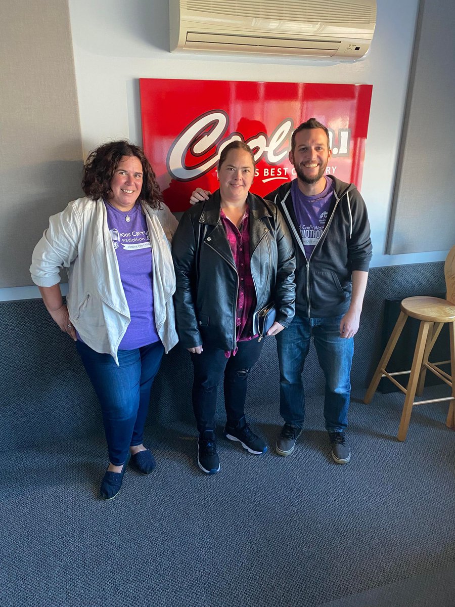 Colleen Coffin dropped off her $1800 cheque for the Luke Combs tickets she snagged in support of the Kids Can't-Wait Radiothon all part of Lewis and Mckay's Trade-athon.

Thanks for helping us raise money for <a href="/TCFSince1991/">The Children's Foundation</a> ✨