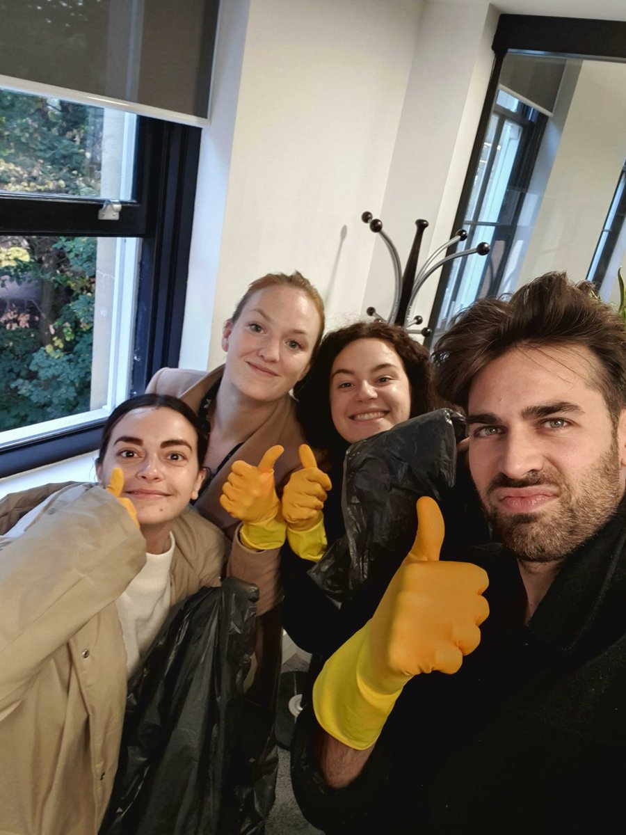 Wild West tweet media