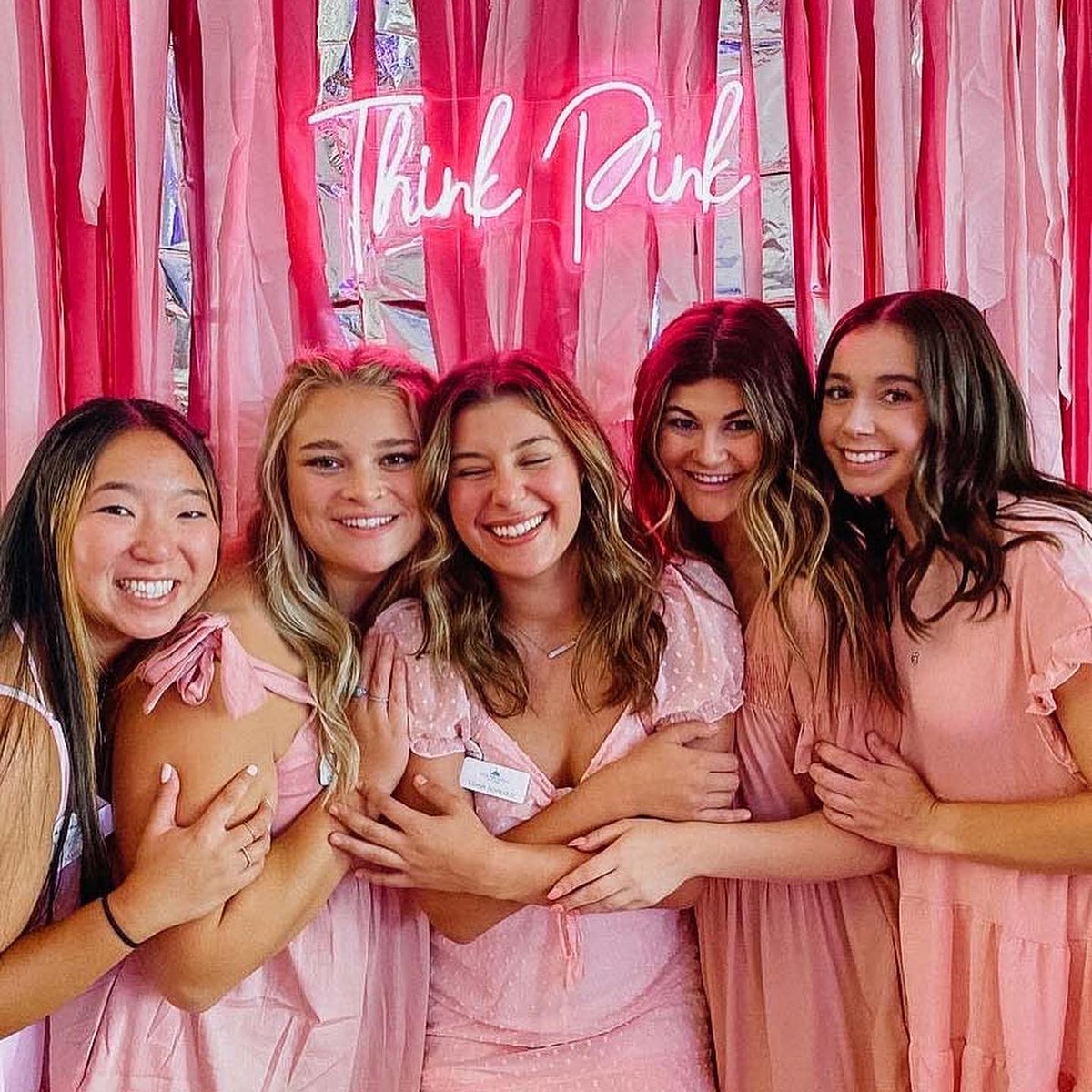 ZTAFraternity's tweet photo. On Wednesdays we wear… you guessed it… pink! 🎀🌸💞👛

Use the Think Pink photo frame on our Instagram Story to share your pink throughout the month (and don’t forget to tag @ztafraternity for a chance to be reposted!) 📸

#ZTAThinkPink #ZTA #BreastCancerAwarenessMonth https://t.co/kCvEvJgm5J