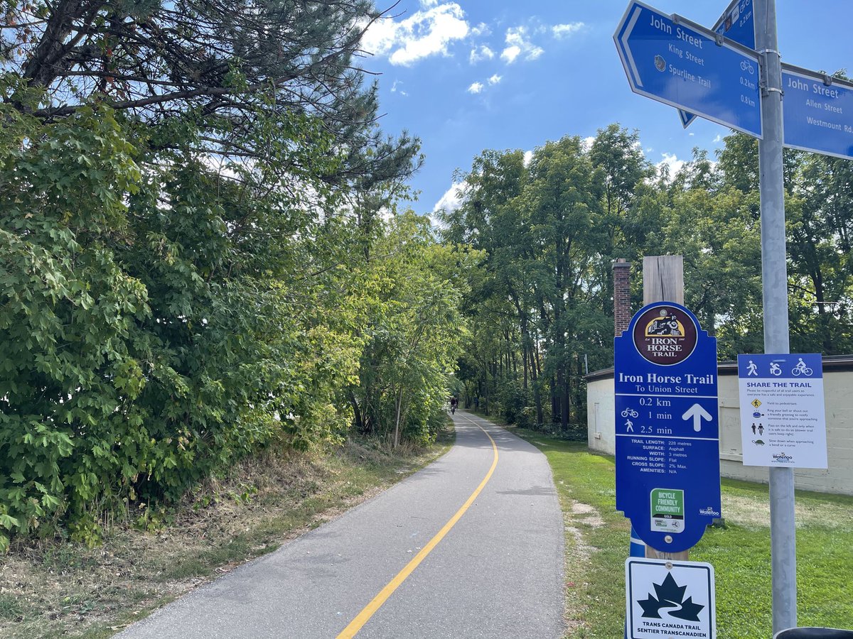 Laurier's tweet photo. #WellnessWednesday: Need a break from studying? Want to get outside more?

Check out these trails in and around Laurier’s campus communities. The trails vary in length and distance, but all are worth a visit! Grab your pup, your headphones or your friends: https://t.co/z01c7UhadR https://t.co/zEcsj4oAnI