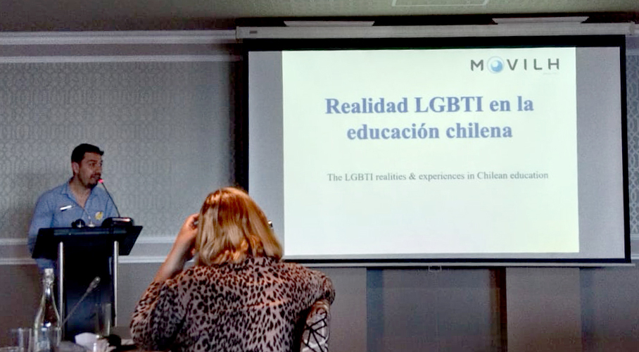 Movilh's tweet photo. Movilh expone en encuentro sobre Educación y Derechos LGBTIQA+ convocado por Unesco en Sudáfrica/ Representantes d 20 países se dieron cita para mejorar la calidad de vida de estudiantes  LGTBTIQA+. Cónclave fue financiado por el Reino de los Países Bajos. https://t.co/tpJFV7O2DG https://t.co/ffcIzTqtfb