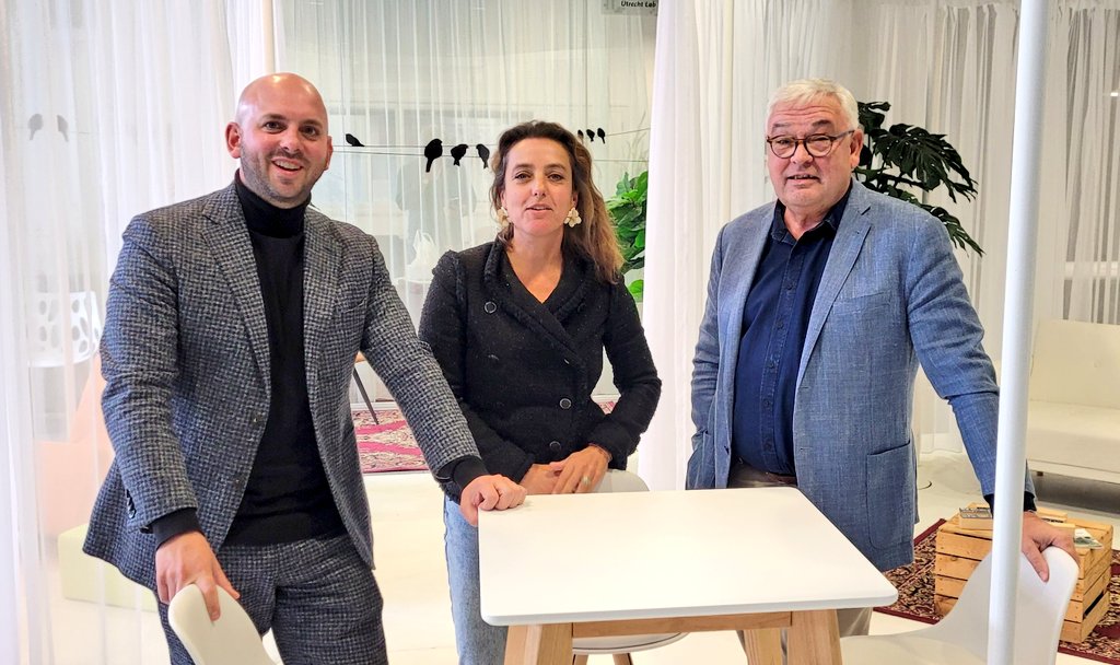 michieldijkman's tweet photo. Mooi gesprek met een delegatie van de @cda_ProvUtrecht fractie over economie, positionering, de regio en het mkb. 

@chriswester; @lmwvdh; @EBUtrecht https://t.co/RaZQBXKjjs