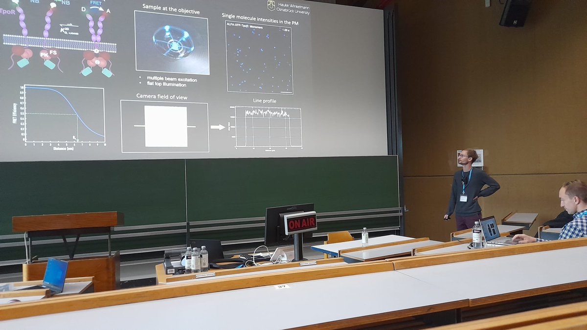 So proud of our PhD students Shirin Kappelhoff, Thomas Meyer and Hauke Winkelmann who did a great job presenting their posters and talk at the #DGfB #Biophysics2022 @viten_skap Congrats to both Thomas and Shirin for winning a poster award! 🥳🥳🍻🥂