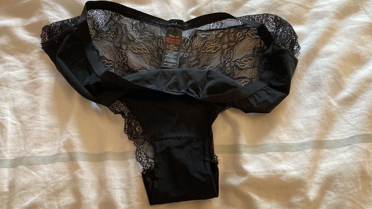 PantyFetish_UK's tweet photo. Second I met @Anon_Worship we sucked and wanked each other off and he dropped a nice warm load in my hands. He also gave me his mrs panties which I havenโt had time to enjoy it properly. Looking for the next meet buddy ๐ #sissy #frottage #PantySniffing #cum #wankbuddy #menfun https://t.co/YzfYbN1D8Y