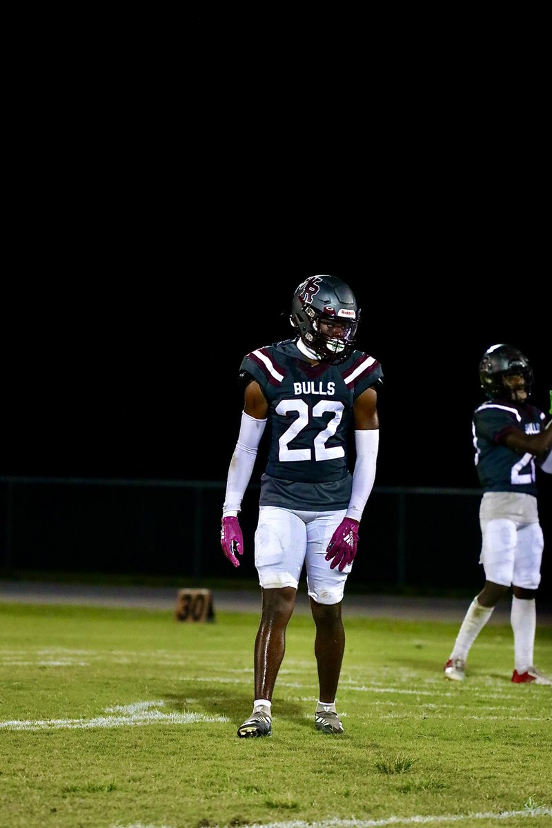 KingTyree_22's tweet photo. Making Things Shake🌋❌. @CoachGroneqb @MrLeggo1 @Coach_ReyU @Coach_Rut @hdcoach_mark #greatnes https://t.co/uKwL4M0G9a