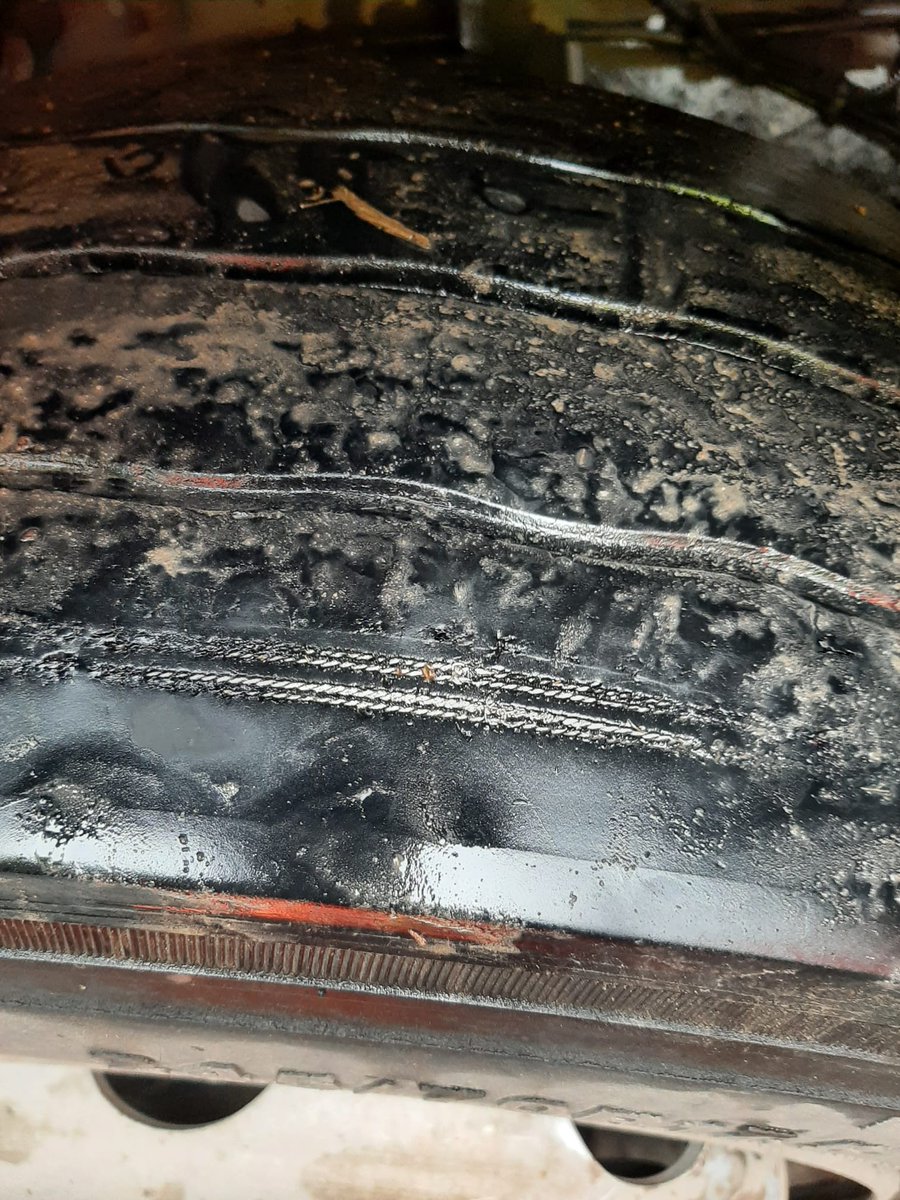 RSAIreland's tweet photo. At a roadside check today RSA vehicle Inspectors & @gardatraffic found a number of vehicles with damaged tyres that were defective. Make sure to inspect your tyres as they are the only part of your vehicle that makes contact with the road. #IRSW #VisionZero @ITIA_Official https://t.co/zhmcan1XaH