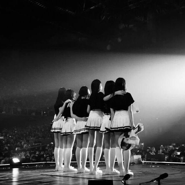 umvbi's tweet photo. I miss Gfriend ): https://t.co/HygwTlJJWn