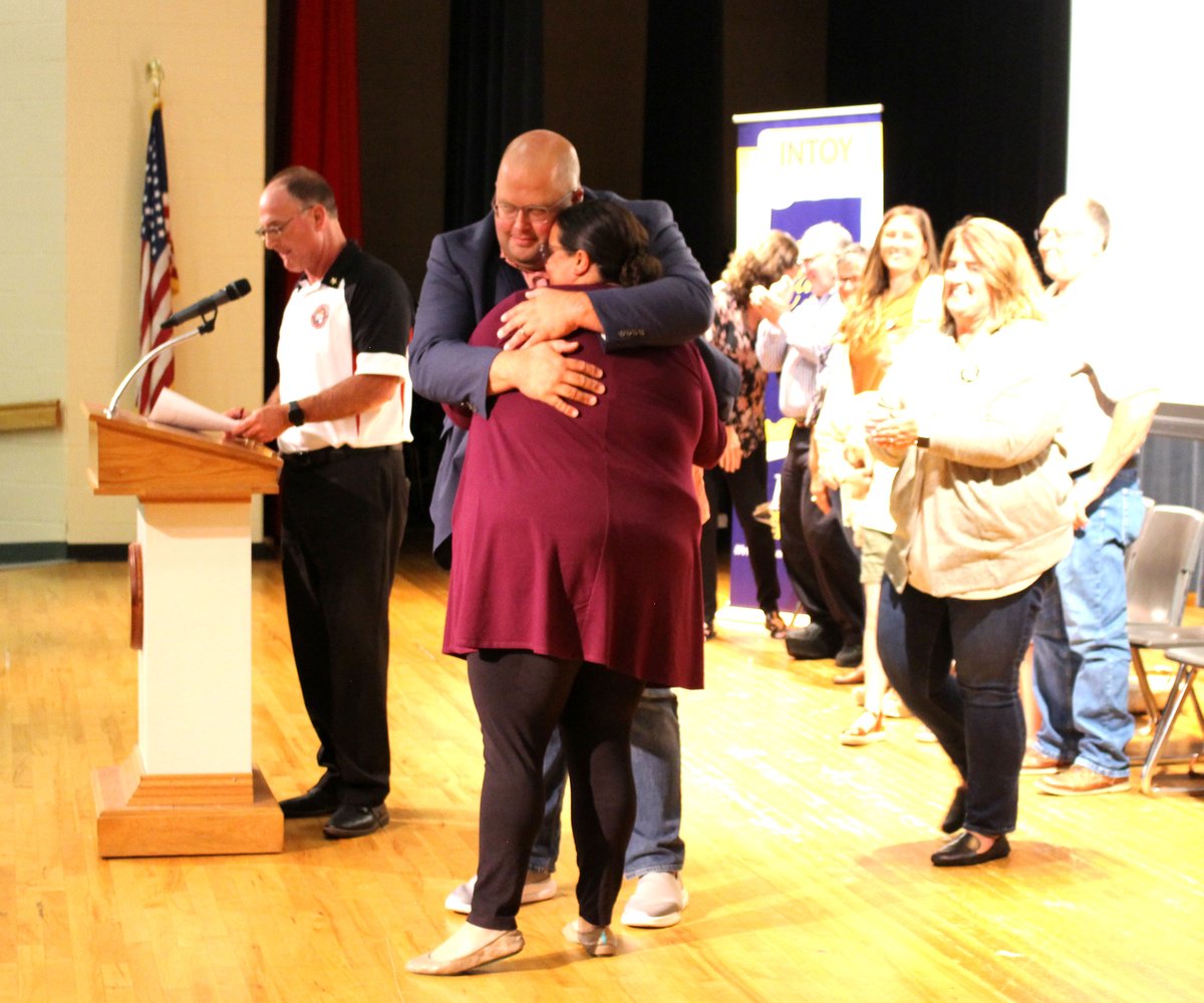 BHMSDnews's tweet photo. Mrs. Tara Cocanower of Bluffton High School is the 2023 Indiana Teacher of the Year! She was surprised today during a convocation at BHS. Click the link to read the Indiana Department of Education press release. #BHMSD #oneBluffton https://t.co/Aot8mbwLRc https://t.co/njUd0QyL16