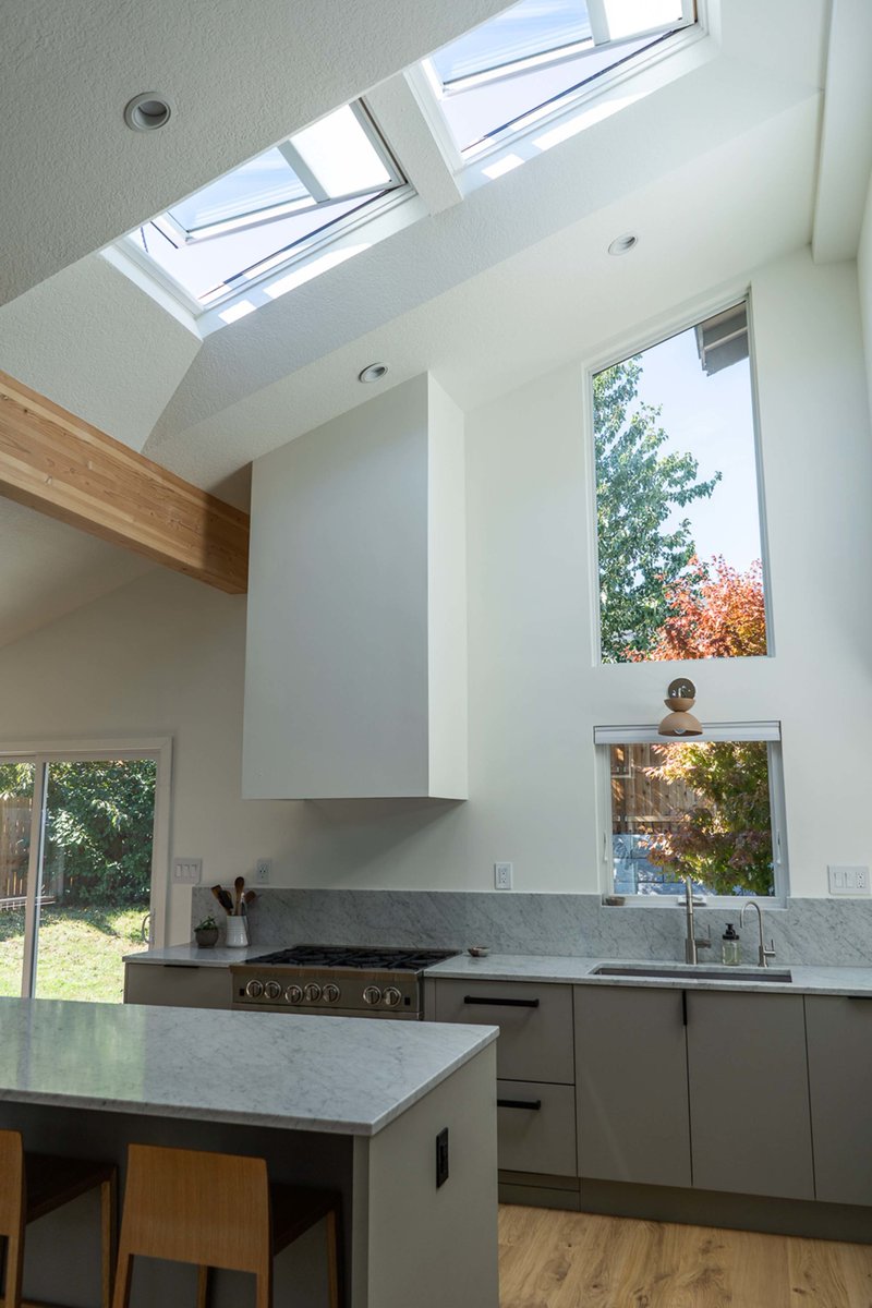 VELUXAmerica's tweet photo. #KBTribeChat A4. Technology at its best, seamlessly integrates into an everyday routine. Solar Powered Fresh Air Skylights add natural light and fresh air to any space and offer โhands offโ benefits like automatically closing if weather conditions change outside. https://t.co/iLRYjucJFD